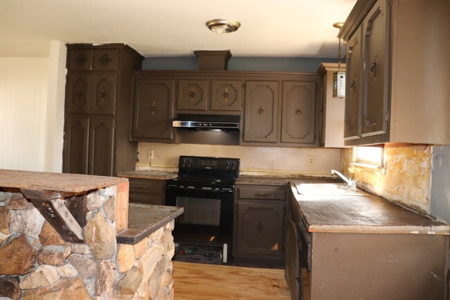 Building Photo - 64 Jewel Ln