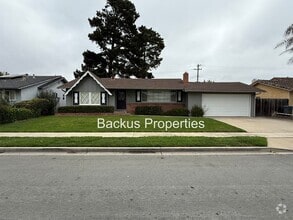Building Photo - 180 Chaucer Dr