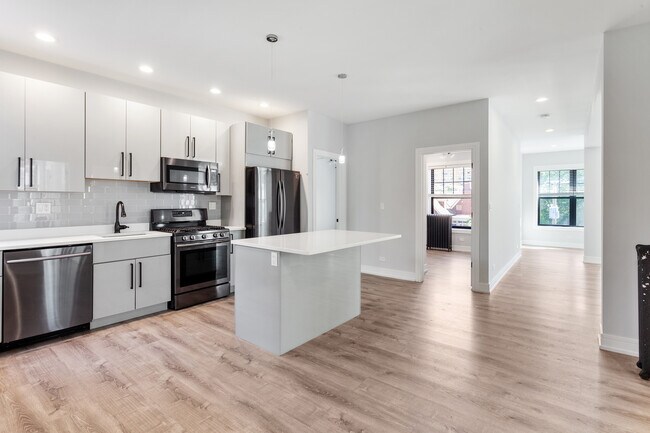 Foto del edificio - 1062 W Glenlake Ave