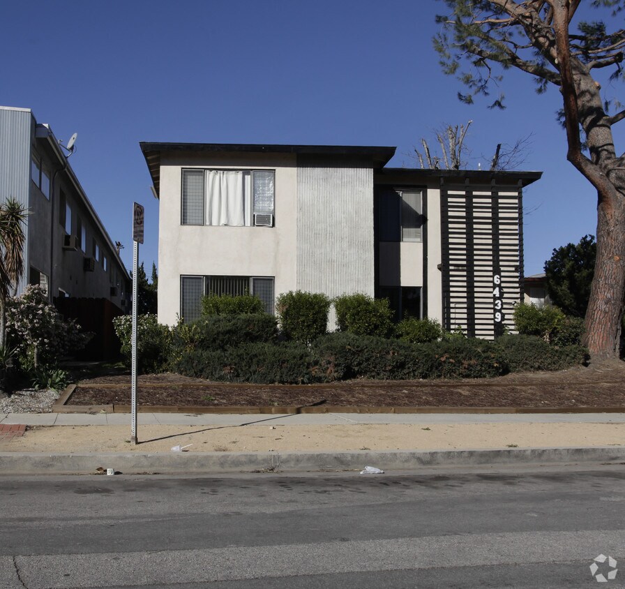6439 Shirley Ave, Reseda, CA 91335 Apartments in Reseda, CA