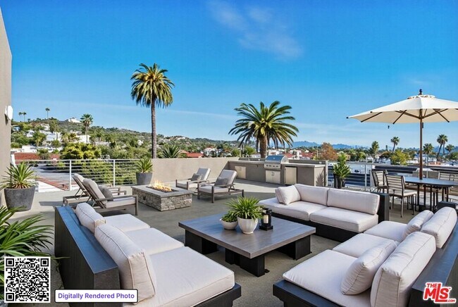 Foto del edificio - 1717 Winona Blvd