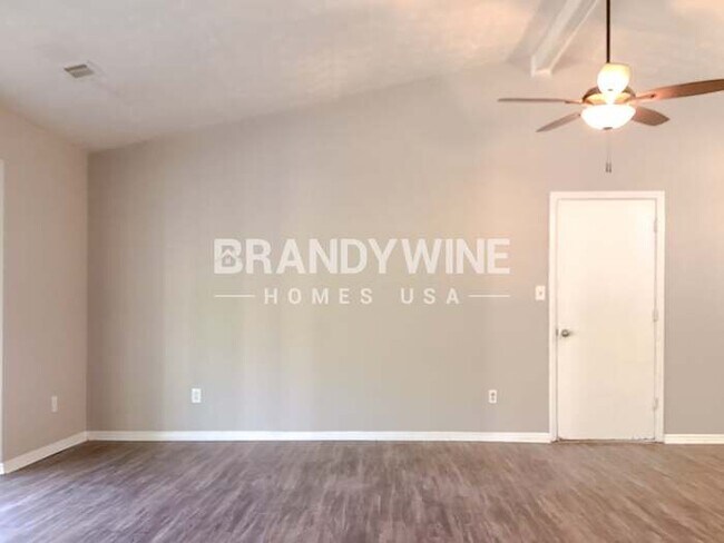 Building Photo - 6162 Dana Ct