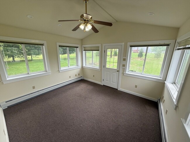 Building Photo - Nice 3/4 bedroom and 2 baths Cape for rent!