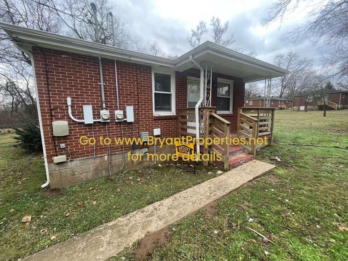 Primary Photo - Nashville - 2 Bedroom 1- Bath Duplex