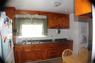 Building Photo - 409 Seabury Ave