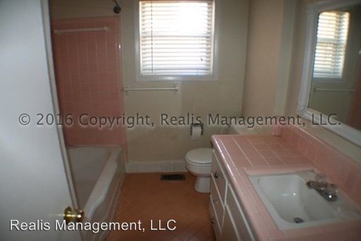 Building Photo - 4534 E 49th St