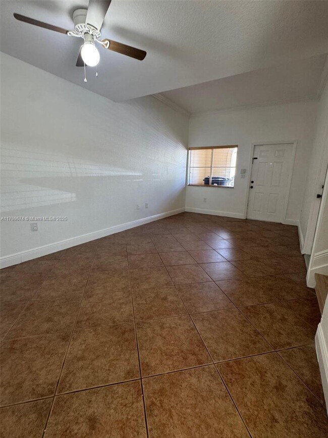 Foto del edificio - 8908 SW 223rd Terrace