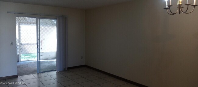 Foto del edificio - 1514 Clearlake Rd