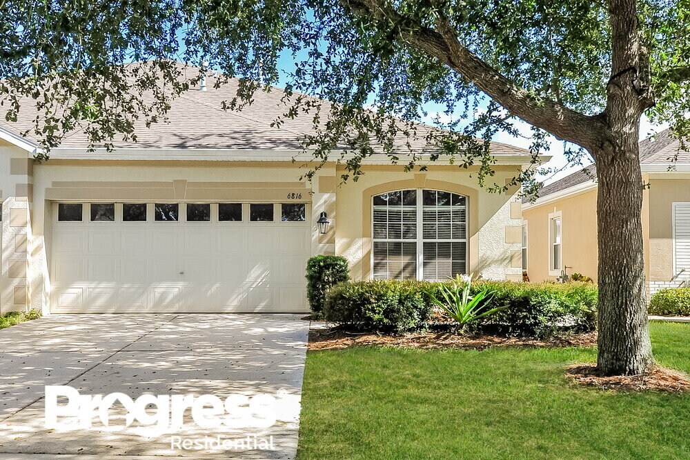 6816 Surrey Oak Dr, Apollo Beach, FL 33572 Townhome Rentals in Apollo