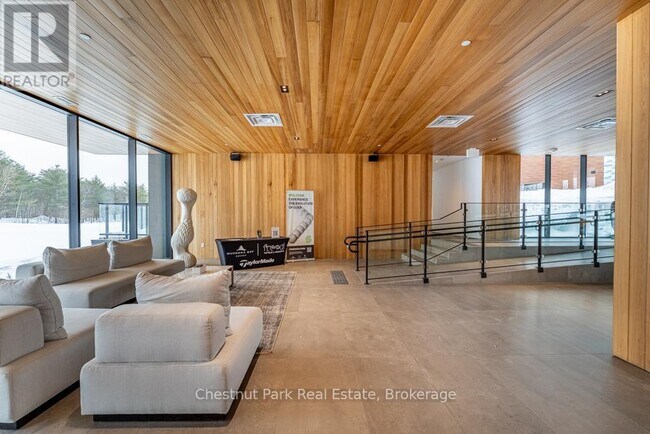 Photo du bâtiment - 120 Carrick Trail