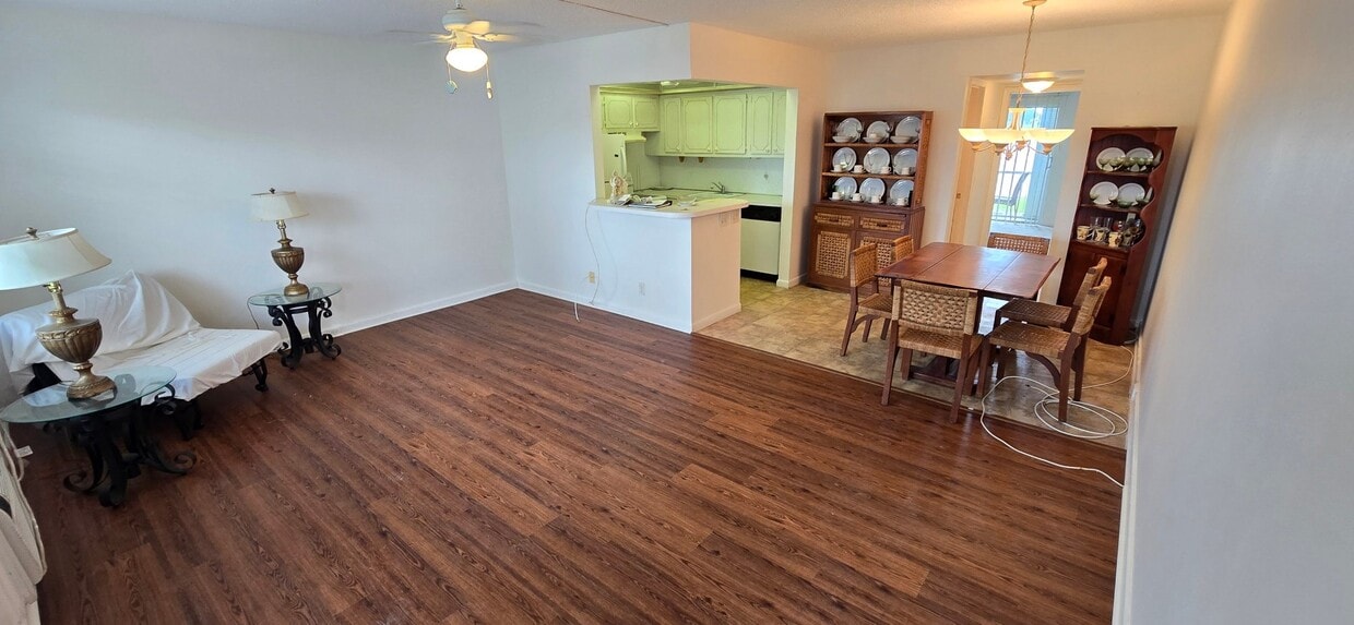 Photo - 358 Chatham R (West Palm Beach, FL)