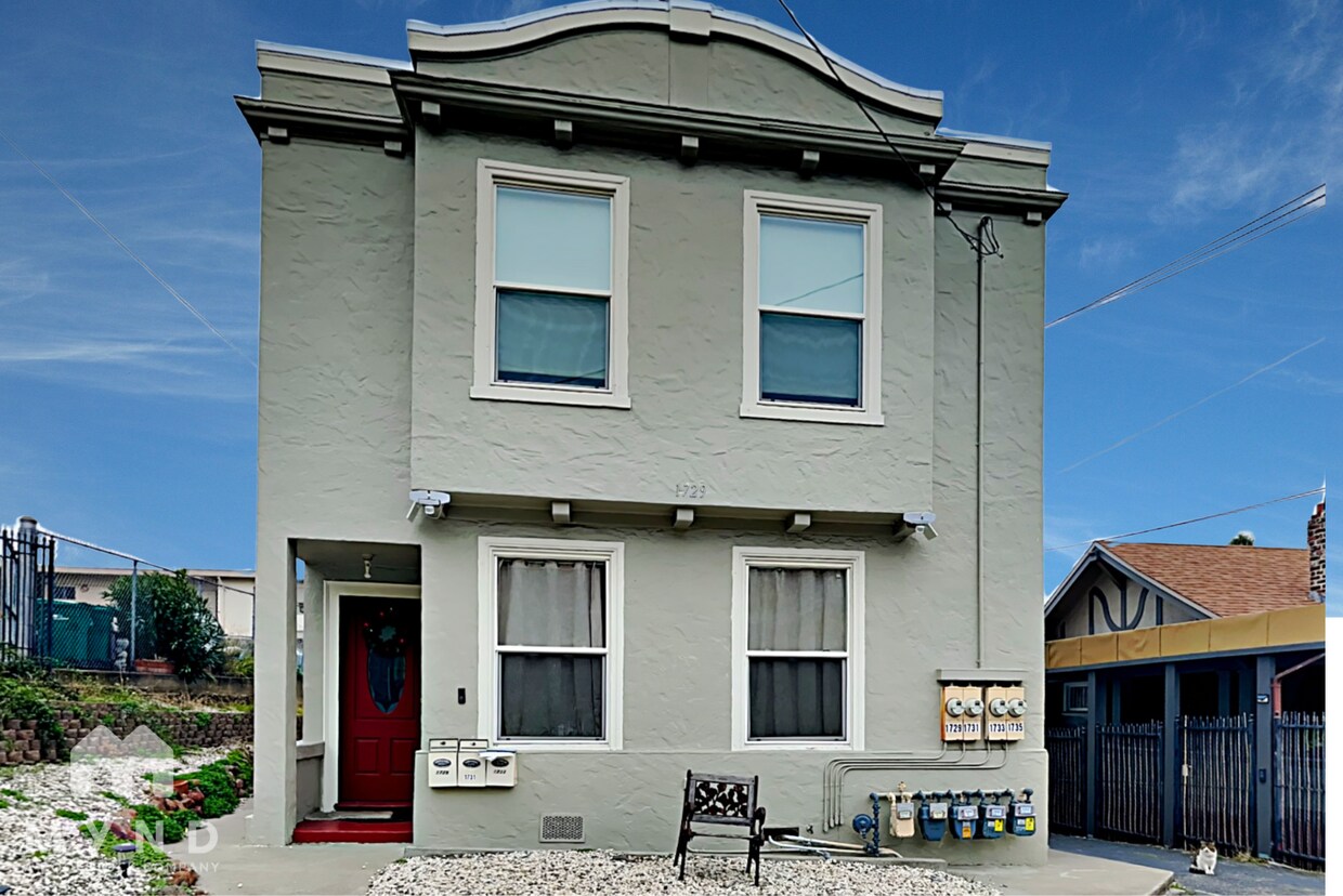 Primary Photo - 1729 4th Ave