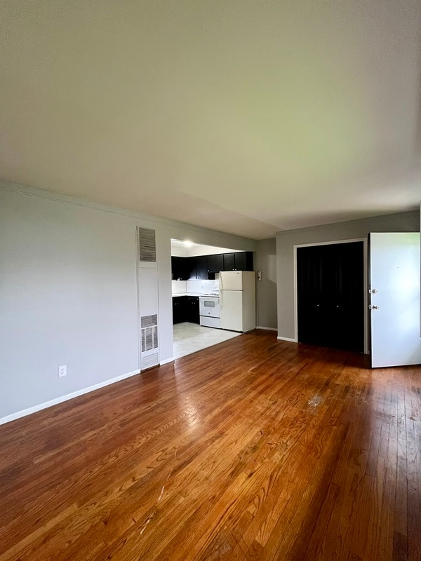 Foto del edificio - 1454 Goddard Rd