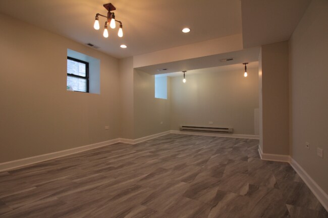 Foto del edificio - 4711 N Monticello Ave