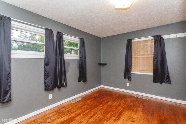Building Photo - 2 br, 1 bath House - 148 E Prospect St