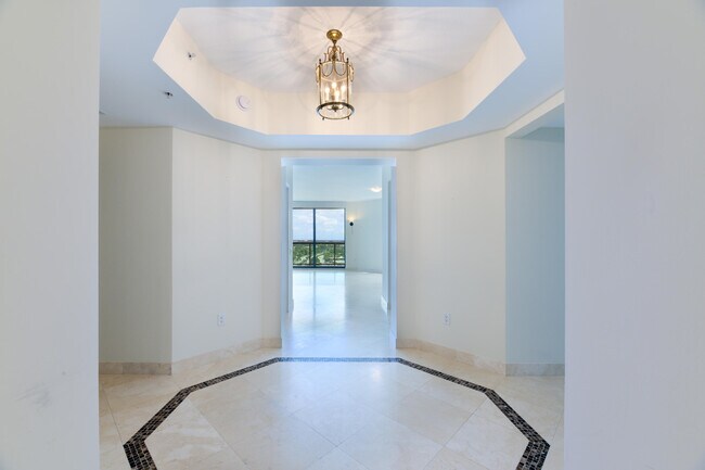 Building Photo - 3630 Gardens Pkwy