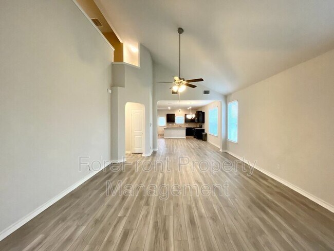 Building Photo - 13425 Cadenza Creek
