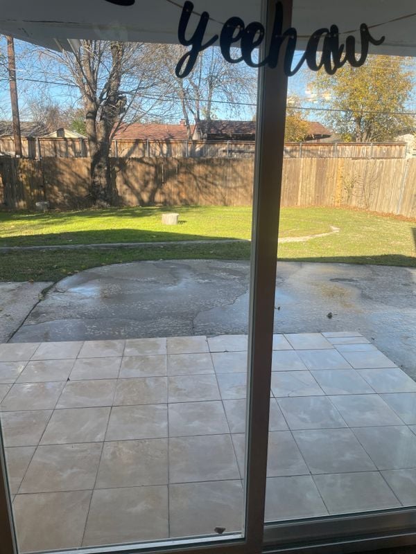 Foto del edificio - 3305 Forest Ln