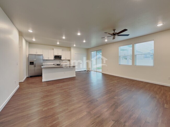 Building Photo - 9525 W Bowie Ct