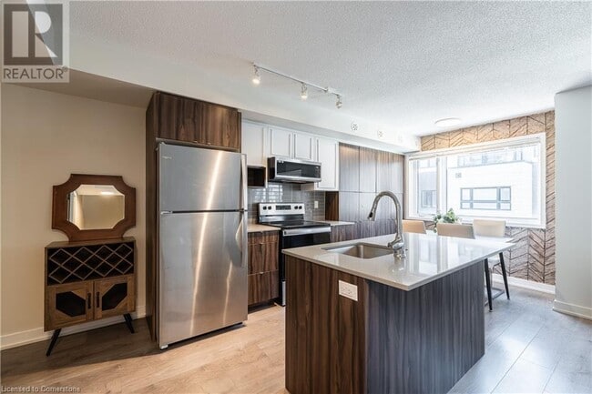 Photo du bâtiment - 1129 Cooke Blvd.