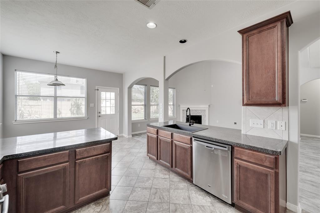 418 Nadia Way, Stafford, TX 77477 - House Rental in Stafford, TX