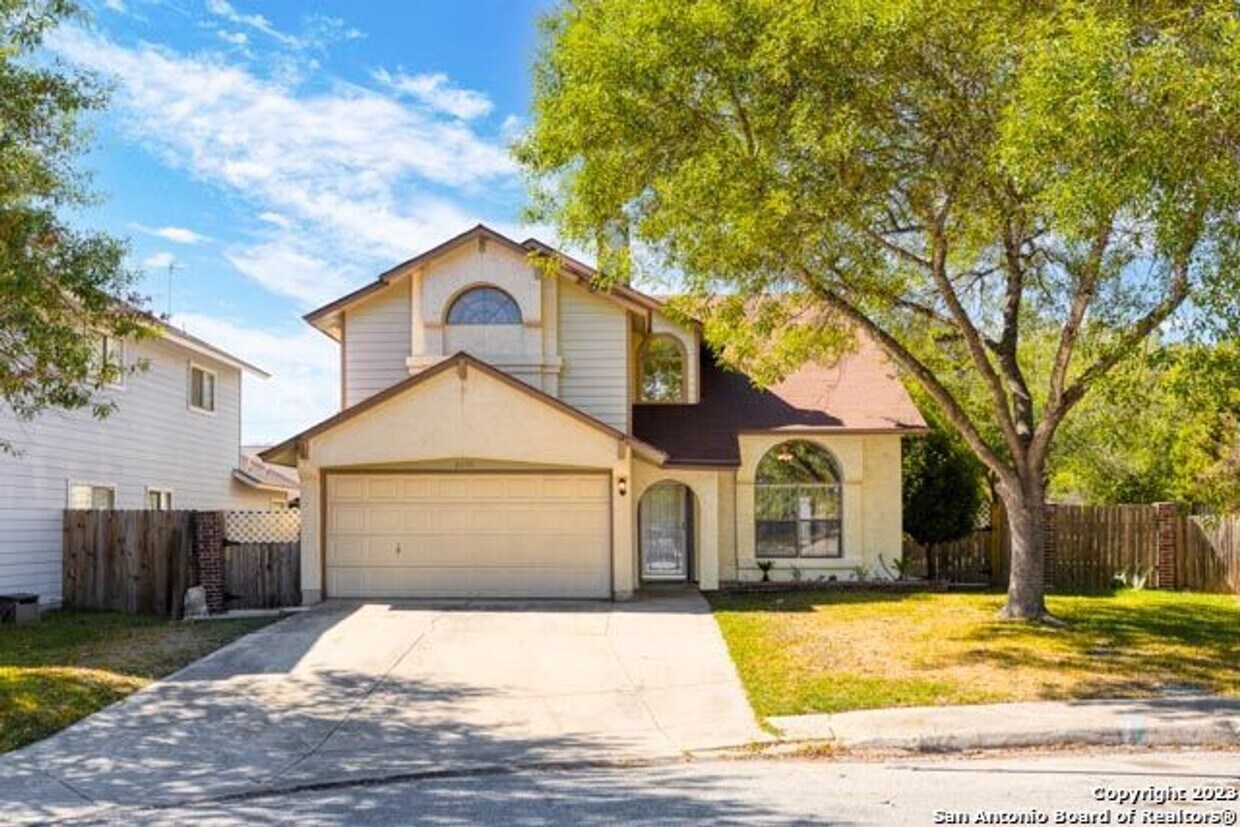 8039 Copper Trail Dr, San Antonio, TX 78244 House Rental in San