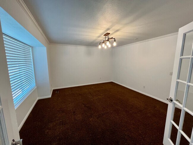 Building Photo - Lovely home for rent in Provo