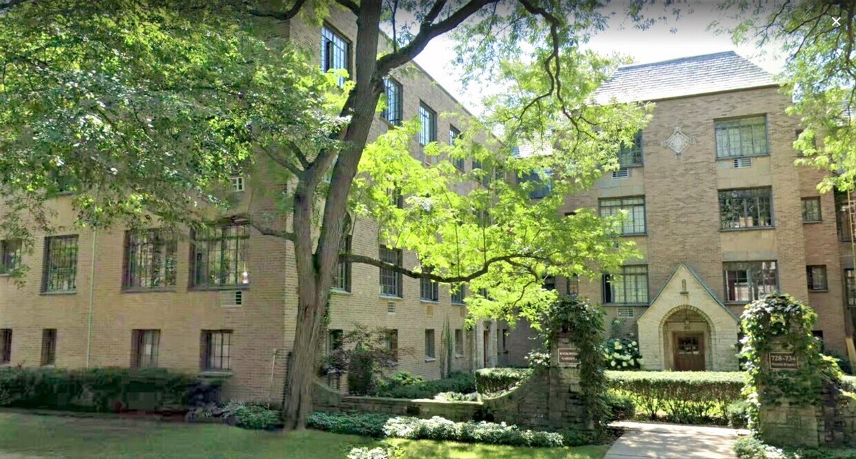 Primary Photo - 730 Noyes St