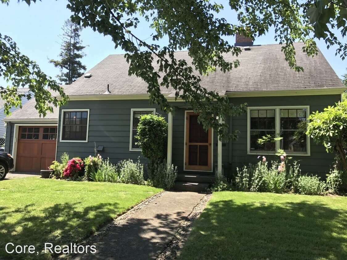 Primary Photo - 4 br, 2 bath House - 7231 N. Foss Ave.