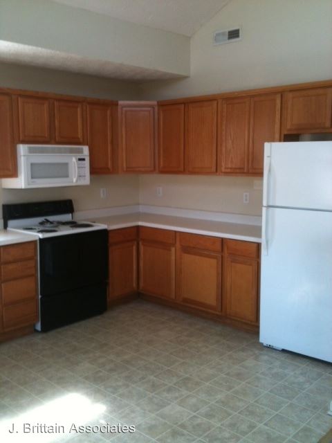 Foto del edificio - 404 MCCULLARS Ln