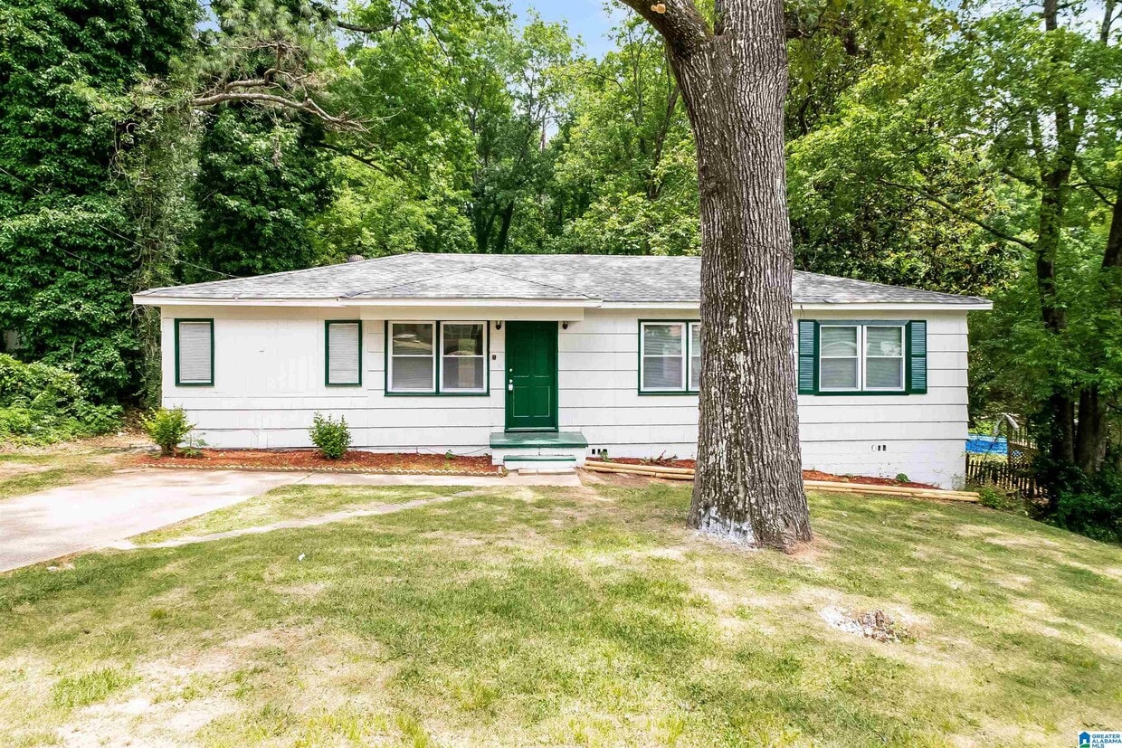 Primary Photo - 565 Camellia Rd