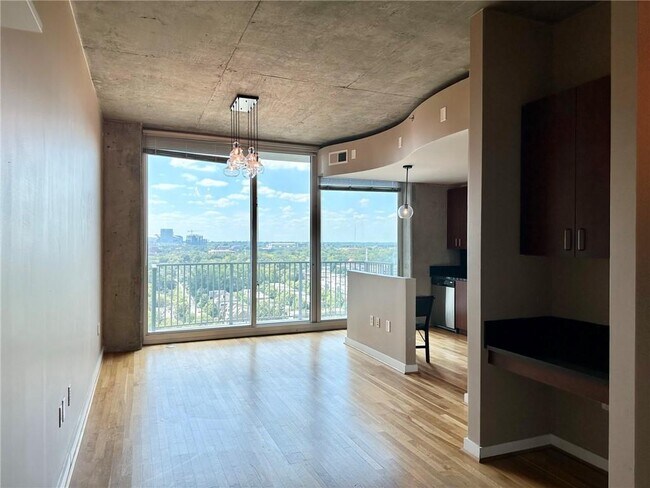 Foto del edificio - 361 17th St NW