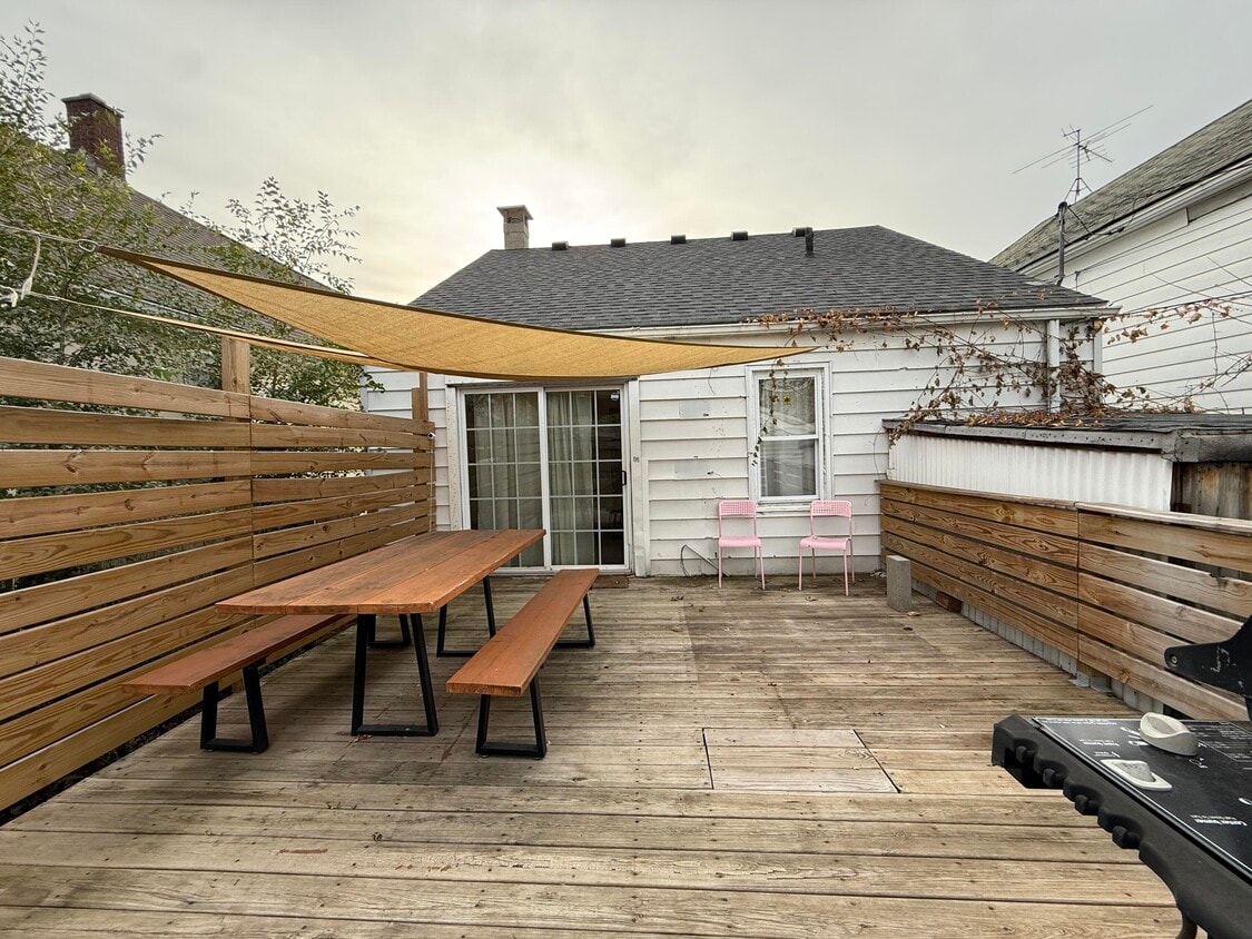 Foto principal - 12062 Moran St