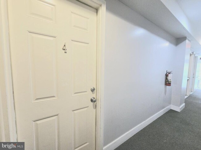 Foto del edificio - 423 18th St NE
