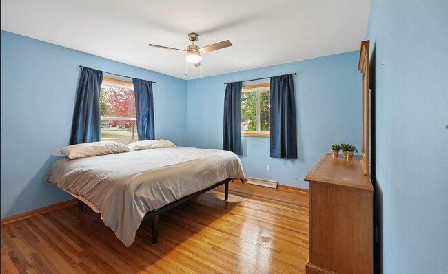 Building Photo - 2912 Tucson Dr