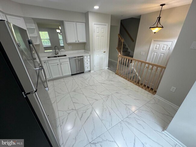 Foto del edificio - 953 Dunloring Ct