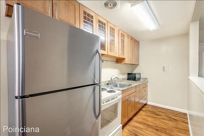 Foto del edificio - 3716-3726 Poinciana Dr