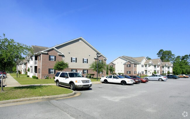 Foto del edificio - The Pines at Willowbrook
