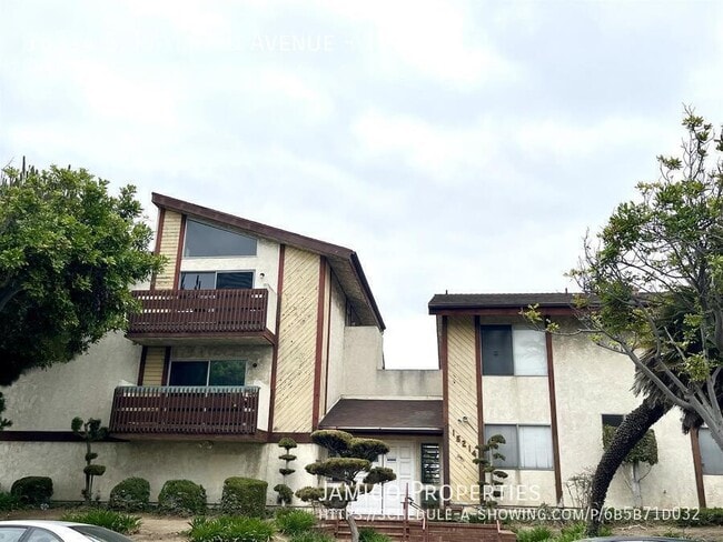 Photo - 15214 S Raymond Ave Apartment