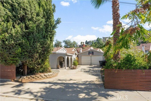 Foto del edificio - 285 S Espanita St