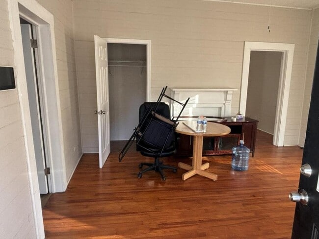 Building Photo - 1351 Springer St