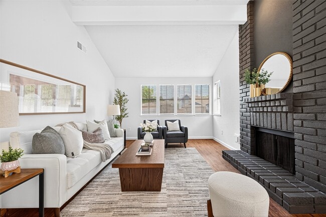 Foto del edificio - 10726 Buffalo Bend Dr