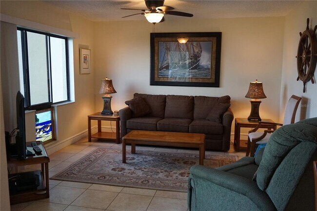 Building Photo - 1515 Pinellas Bayway S