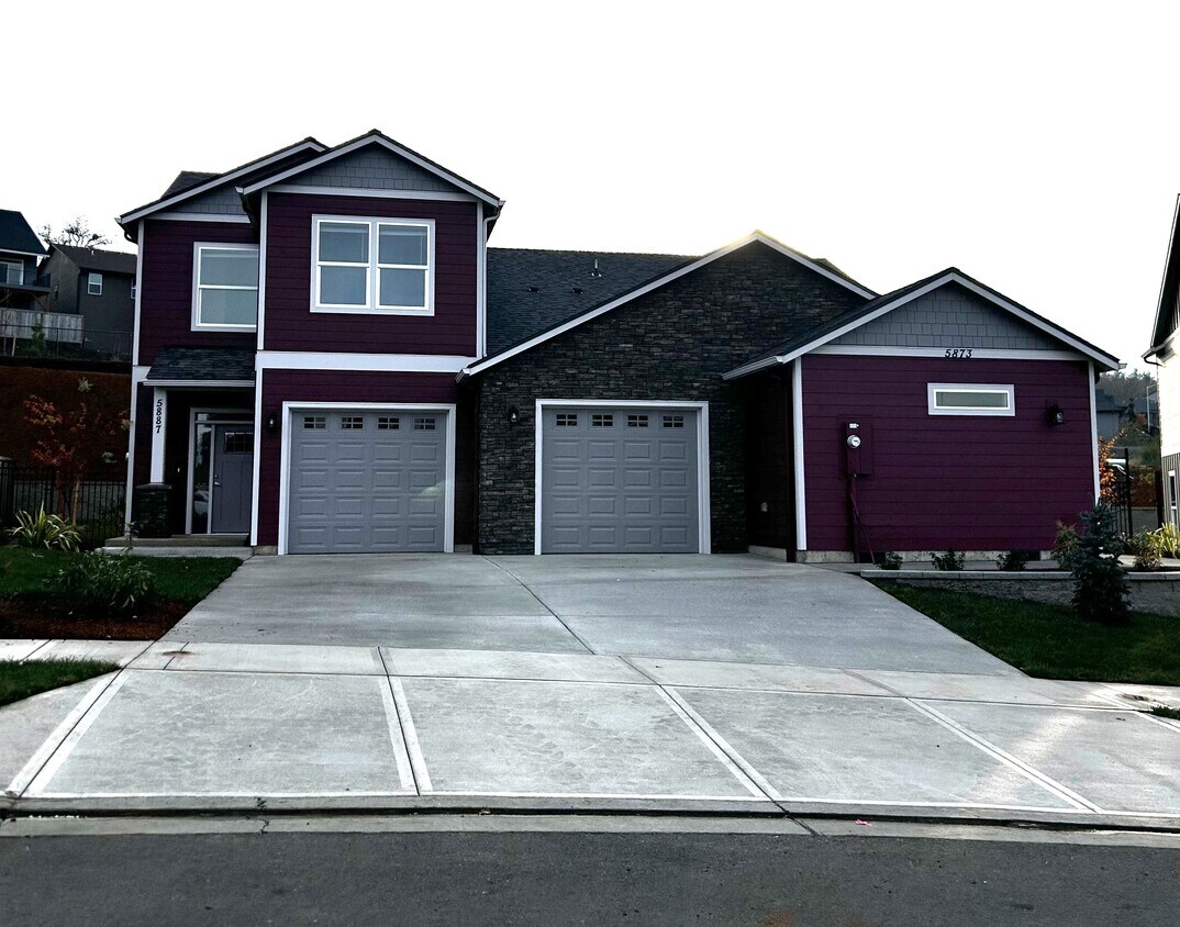 Foto principal - 5887 Joynak St S