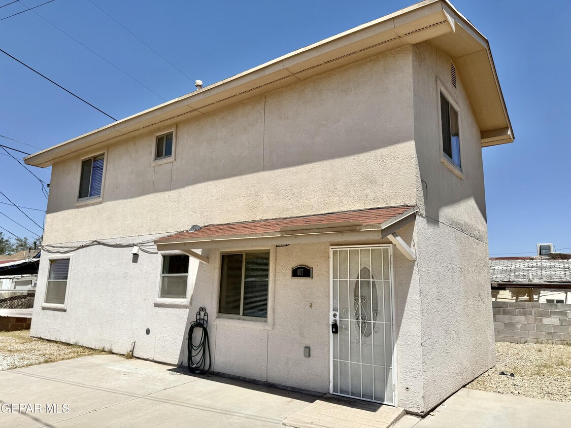 Primary Photo - 407 Nichols Rd