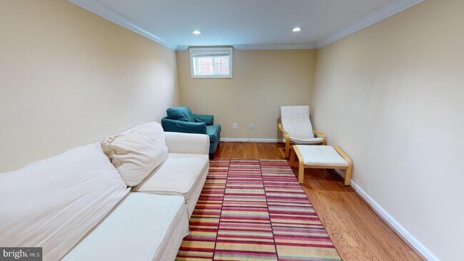 Foto del edificio - 5906 Arlington Blvd