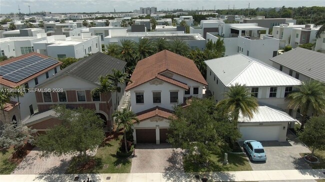 Building Photo - 10560 NW 69th Terrace
