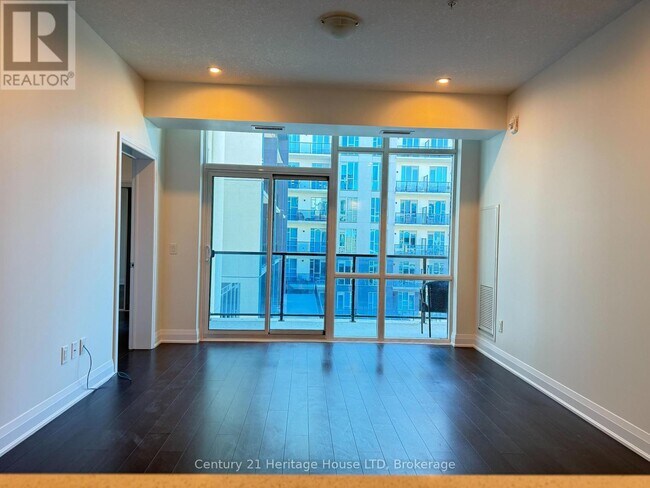 Photo du bâtiment - 16 Concord Pl