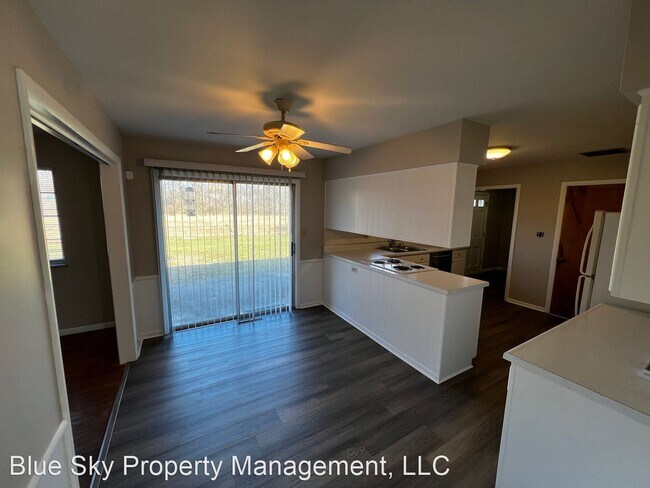 Foto del edificio - 2 br, 2 bath House - 3610 W Brook Dr