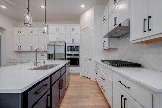 Building Photo - 11430 Gossamer Wing Ln